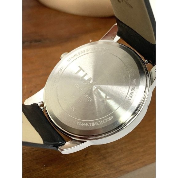 Timex Men's Watch TW2V05400 Quartz Indiglo White Dial Black Leather Band… - Picture 6 of 14